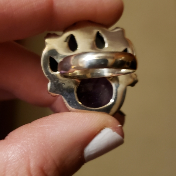 Onyx and Pearl paw print ring - Picture 2 of 2